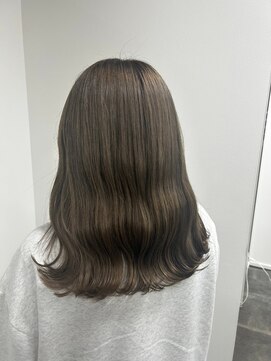 ビーグレイス 美濃加茂店(be Grace) アッシュオリーブグレー×20代ゆるウェーブスタイル