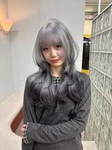 クリム(qulim) レイヤー×ホワイトシルバー×裾カラー