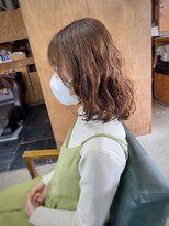 コモレビ(komorebi)&nbsp;【山本智文】レイヤーカットデジタルパーマ