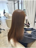 ライトベージュ