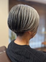 コネクション(CONNEXION) 刈り上げ前下がりボブ