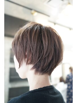エトネ ヘアーサロン 仙台駅前(eTONe hair salon) 《eTONe》スッキリキレイショート