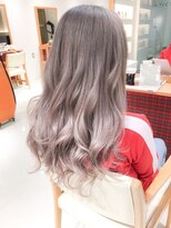 デイズ(days)&nbsp;ミルクティーアッシュブラウンデザインカラー☆ブリーチWカラー