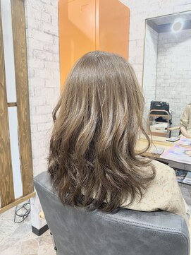 ベルポ(Bellpo) シルバー系からカラーで色落ち綺麗に