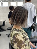 イキ 表参道(iki omotesando)&nbsp;モード/無造作ウェーブ/大人ガーリー[表参道駅]