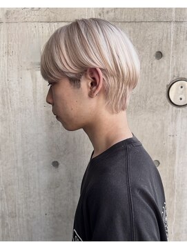 ニコフクオカヘアーメイク(NIKO Fukuoka Hair Make) 韓国マッシュ/ホワイトカラー/メンズハンサムショート