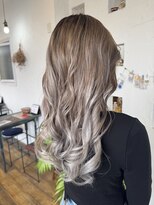 ソンリエ(SONRiE)&nbsp;グレージュバレイヤージュ