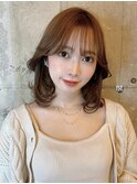 20代シースルーバングオリーブカラー外ハネミくびれミディ
