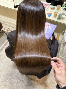 ロロ(ro-ro) 【恵比寿 ro-ro】"髪質改善"乾燥毛超ロングも乾かすだけ