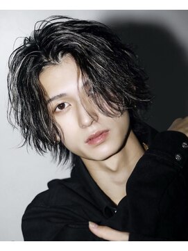 ゴールド 大阪 梅田店(GOALD) センターパートウルフ