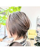 ラルシー(Larucy)&nbsp;ウルフカット