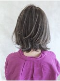 切りっぱなしボブジェンダーレスアシメショートブルージュ