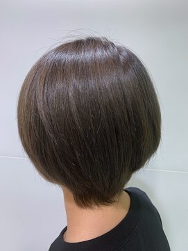 スムーズ 北千住(smoos’) カール ショート 前髪 オリーブグレージュ!北千住