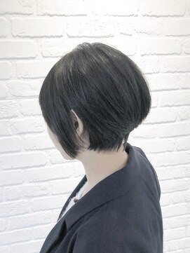 デイジー インデックスヘア 大島店(DAISY index hair) エッジショート×前下がり×マニッシュショート×ネイビーカラー