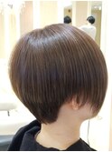 王道前下がりストレートショートボブ