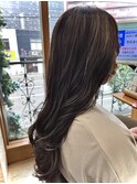 ミルクティーベージュ×ハイコントラストカラー
