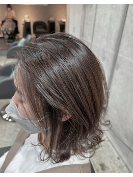 アンデイ(unday) 大人ハイライトカラー【浅草髪質改善カラー】