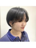 ショートボブ