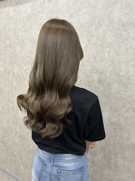 スニ(SUNI) オリーブカラー