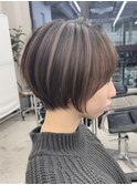 レイヤーカットハイライトショートヘアイルミナカラーオージュア