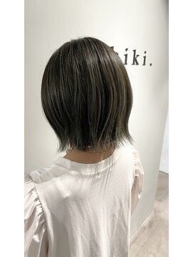 シキ 戸塚(Shiki.) 外ハネボブ