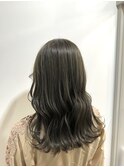 オリーブグレージュ【阿部佑香】