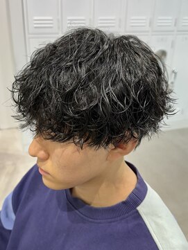 レタッチ バイ フィフス 天神大名(RETOUCH by fifth) 波巻きパーマツイストパーマシャドウパーマメンズカットウルフ