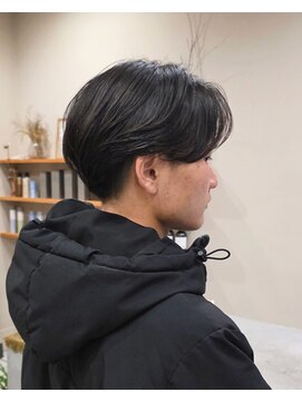 ピーロ(piilo) さらりと動く、こなれた毛流れパーマ×センターパート◯