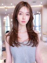 ケアリー 流山おおたかの森(Carelly)&nbsp;デザインカラー/レイヤーカット/ウェットヘア/オリーブベージュ