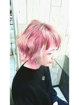 トムキャット(TOM CAT) 【新宿TOMCAT】サロンスタイル(ＲＯＵＧＥ　ＢＯＢ)