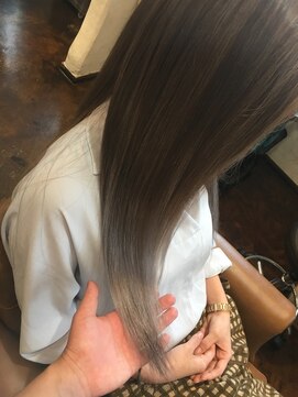 トランク(Trank) 外国人風グラデーションカラー