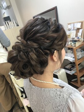 ロカット サロン(Roquat Salon) もこもこ大人アップアレンジ【ヘアアレンジ　立川/立川南/立川】