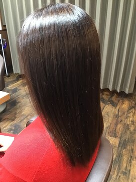 ヘアーサロン光(kou) サラ艶ストレートヘア