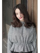 スタジオ 渋谷 原宿(Stujio) ゆるふわウェーブのAラインミディアムスタイル