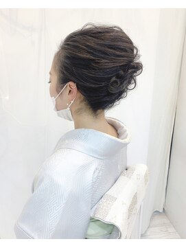 レア(Le'a) ルーズ夜会