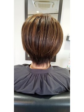 エスマイル(S mile) ◎ショート×ハイライト（ブリーチなし）◎