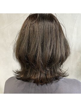 ティティ(TiTi) 大人 くびれレイヤースタイル【TiTi 福田】