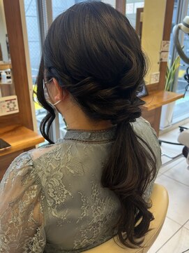 ファーレンピュア(FAHREN PURE) お呼ばれヘア／編みおろし／ポニーテール／結婚式／ヘアセット