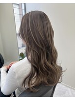 アルドーレフィエロ シンサイバシ(Ardore fiero shinsaibashi) コントラスト極ハイライト☆グレーベージュ