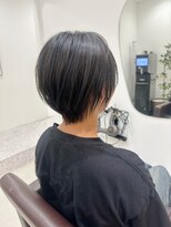 アグ ヘアー カドル 大曽根店(Agu hair cuddle)&nbsp;前髪あり小顔つや顔周り簡単スタイリング丸みショート