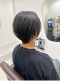 前髪あり小顔つや顔周り簡単スタイリング丸みショート