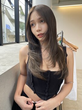 ビューズ(VIEWS) アッシュ/オリーブベージュ/グレージュ/透明感カラー/(表参道駅)