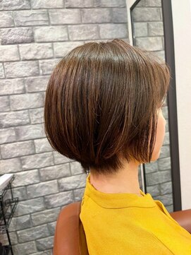 アン 登戸(un) 大人かわいいショートボブ【イルミナカラー】