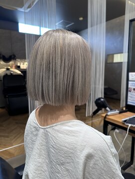 ケーオーエスビューティー(K O S beauty) ハイトーングレー