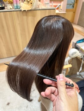 メルク ユニ(merc.uni) 髪質改善カラー11.30小顔