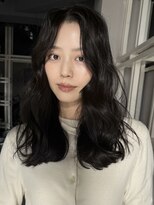 ディーエックス スリー(Dxxxx III)&nbsp;大人色気のくびれセミディ