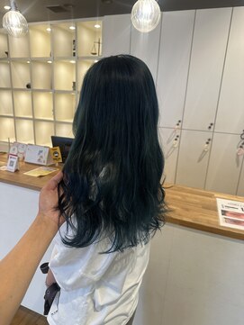 ルッツ(Lutz. hair design) blue 0603