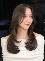 ヴィヴィッド オモテサンドウ(ViViD omotesando)&nbsp;【仕事中も可愛い】透明感グレージュ/前髪なし/セミロング