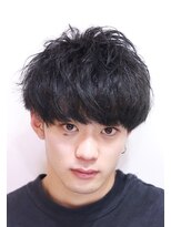 レミ(lemi est) カジュアルツーブロックマッシュ×束感ショート