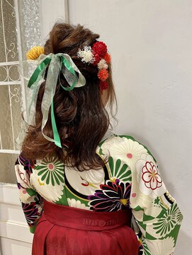 ヴァンクシー バイ ルナ(VANKCY by Luna) 卒業式 向ケ丘遊園  袴 着物ヘア アッシュブラウン ヘアセット